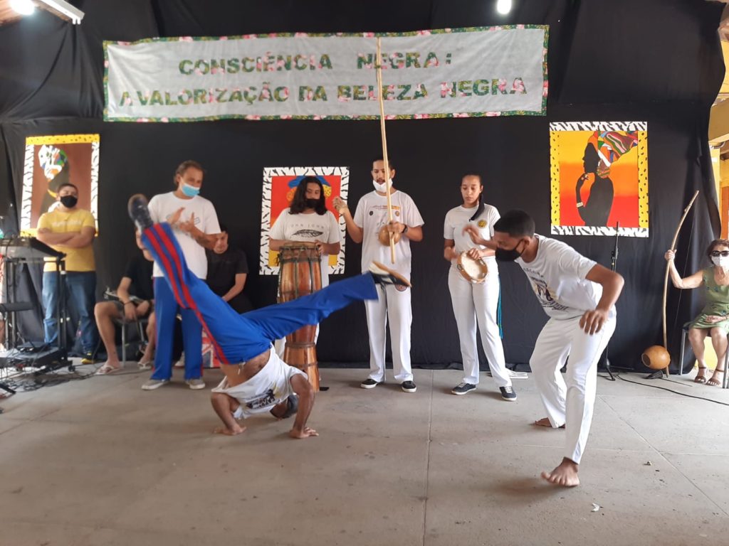 Escola realiza Recreio Cultural com o tema "Consciência Negra" em Marataízes